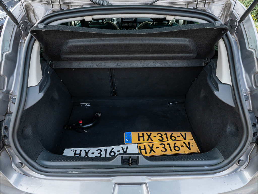 48167269-9.jpg